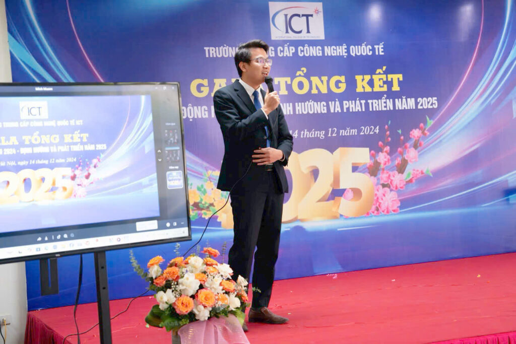 Ông Nguyễn Mạnh Tài - Tổng Giám Đốc của ANI Group được vinh dự chia sẻ trong buổi Gala tổng kết của Trường Trung cấp Công nghệ Quốc tế (ICT)